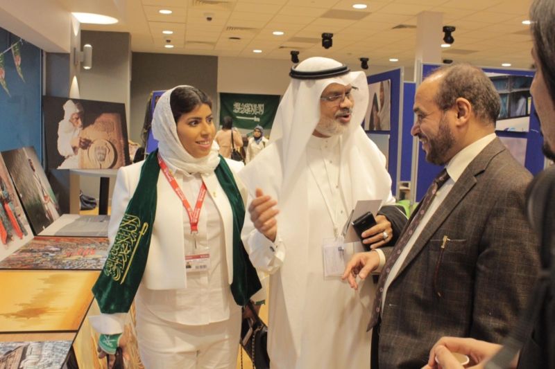 صور.. أكثر من 12 ركنًا وعروض مميزة في مملكة السلام بجامعة ريدنج