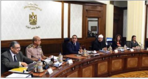 الحكومة تكشف حقيقة زيادة أسعار البنزين مطلع 2019 بنسبة 25%