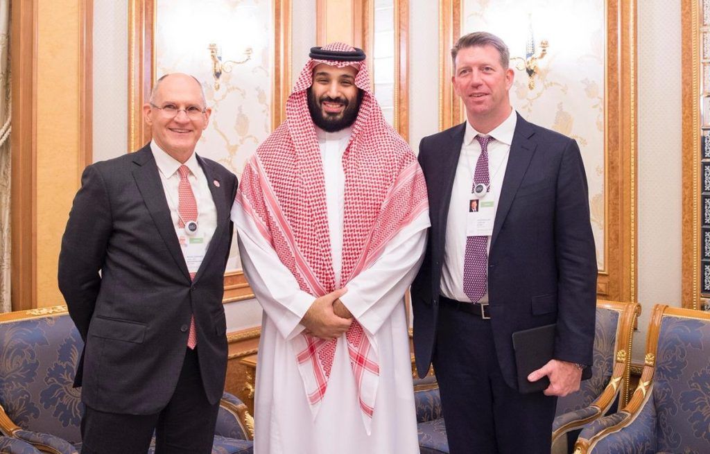 السعودية | ولي العهد يلتقي رئيس العمليات الدولية في شركة سكس فلاقز