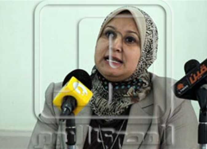 نقيب التمريض توجه بتوفير الرعاية الصحية لمصابي حادث المنيا الإرهابي