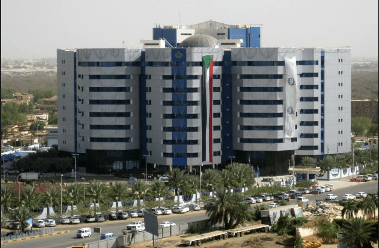 سفير أوروبي بالخرطوم: إرهاصات انهيار وشيك للاقتصاد السوداني بدأت في الظهور