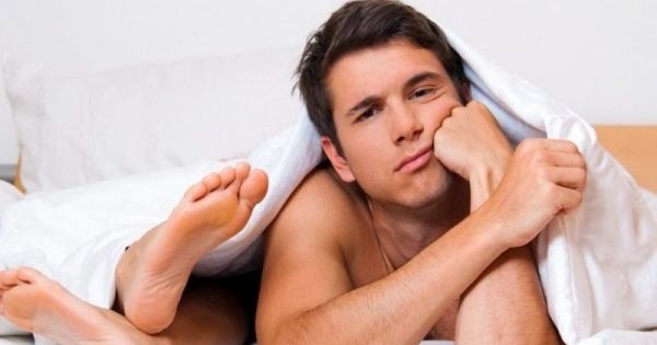 دلكي قدميه بهذه الطريقة لعلاقة حميمة مشتعلة