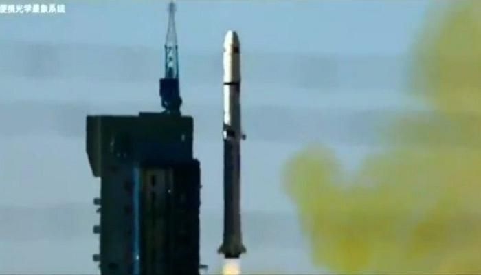 قمران صناعيان بتصميم وتنفيذ سعودي ينطلقان إلى الفضاء