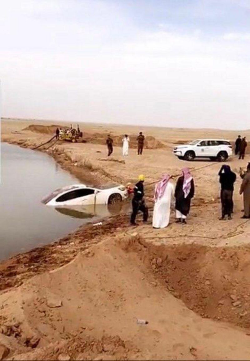 بعد 26 يوماً.. بطاقة عمل تقود للعثور على جثث مفقودي الحفر وهكذا تم إخراجهم