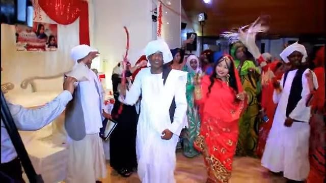بالفيديو .. زواج أريتري شبيه بالطقوس السودانية يثير أعجاب مرتادي “يوتيوب”