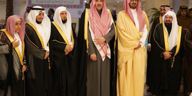 صور.. أمير المدينة يشرّف حفل زواج نجل الشيخ ماهر المعيقلي