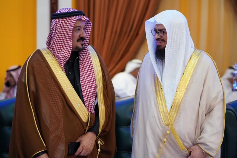 صور.. أمير المدينة يشرّف حفل زواج نجل الشيخ ماهر المعيقلي