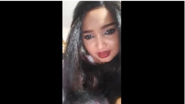 فيديو جديد للناشطة "مس يسو" عن المظاهرات يثير ضجة على مواقع التواصل