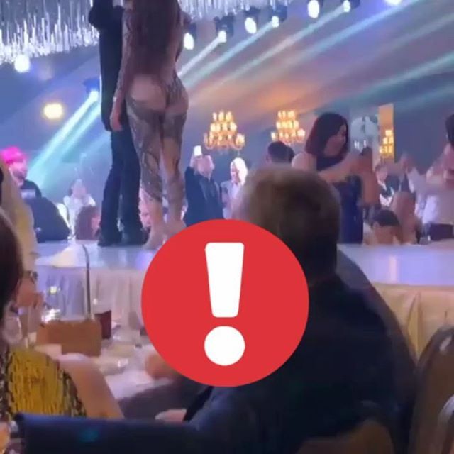 شاهدوا.. احتضان فنان لبناني لملكة جمال بملابس فاضحة يثير ضجة كبيرة