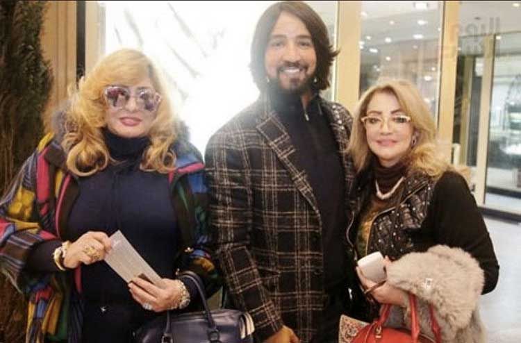 سهير رمزي وشهيرة تخلعن الحجاب وتظهرن بشعر اصفر!