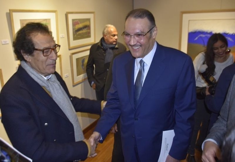 السفير السعودي ونجوم الدبلوماسية والمجتمع في معرض فاروق حسني