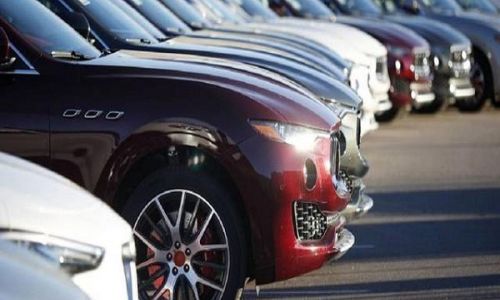 الرابحون والخاسرون في "معركة السيارات"