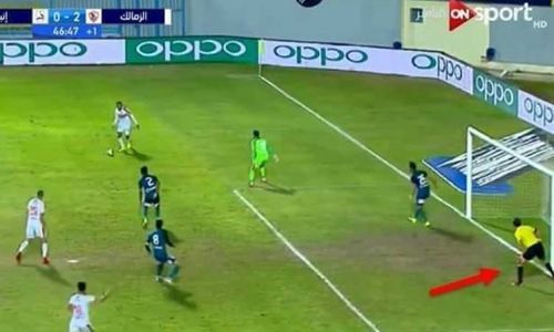 مصدر مقرب من سعيد حمزة يكشف سبب دخوله الملعب في لقاء الزمالك وإنبي