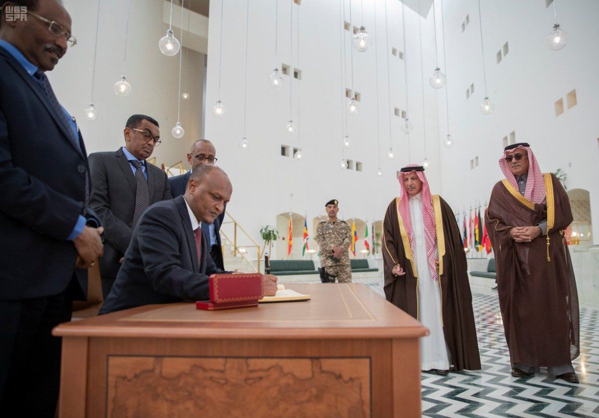 السعودية | وزير الخارجية يستقبل نائب رئيس مجلس وزراء الصومال