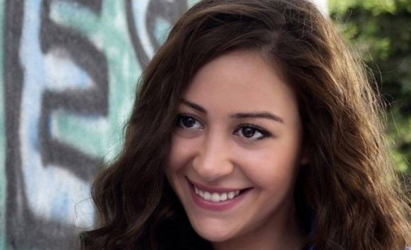فيديو: الفنانة منة شلبي اخر ضحايا المخرج خالد يوسف - هنا التفاصيل