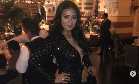 بعد الفيديو الإباحي وبراءتها "شاهد" رانيا يوسف تعود لإثارة الجدل من جديد بإظهار مؤخرتها