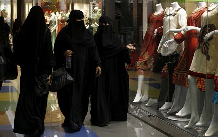 "ترحيل السوريين مطلب"... هاشتاغ من سعوديين على "تويتر"
