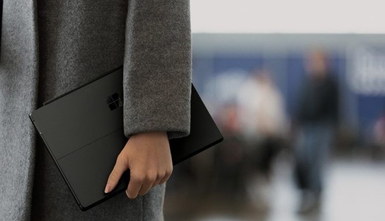 مقارنة شاملة بين حاسوب MacBook Pro وحاسوب Surface Pro 6