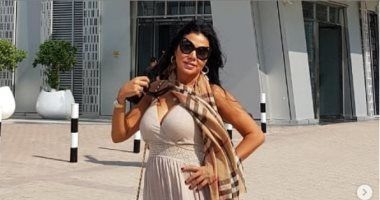 رانيا يوسف فى جلسة تصوير جديدة بفستان مثير