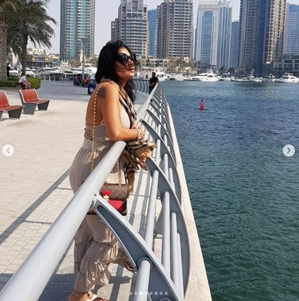 رانيا يوسف فى جلسة تصوير جديدة بفستان مثير