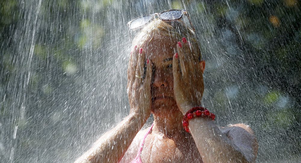 هرمون ومنشط... 5 أسرار قد تسمعها لأول مرة عن الاستحمام