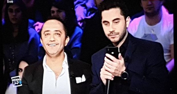 علي الديك يدافع عن بشار الأسد.. مشاجرة في “منّا وجر” وانسحاب من الحلقة