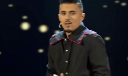 بالفيديو.. متسابق يقرأ أفكار علي ونجوى وأحمد في Arabs Got Talent