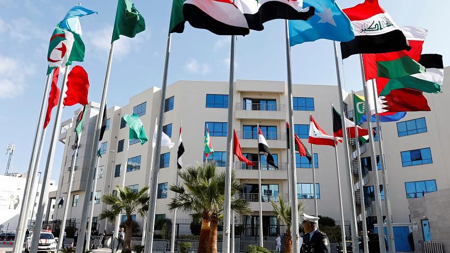تعرف على الزعماء الحاضرين والغائبين في قمة تونس
