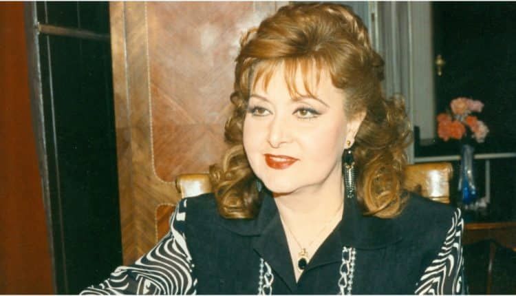 شاهد بظهور نادر.. كيف بدا شكل ليلى طاهر!!