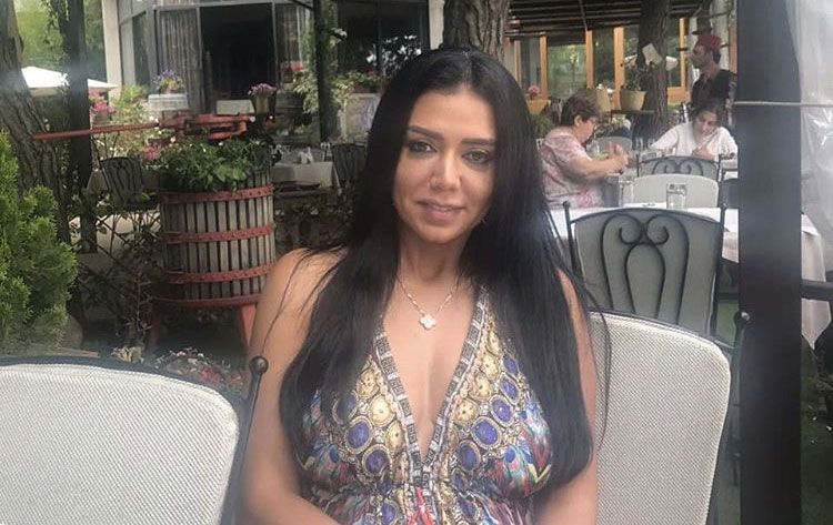 شاهد.. رانيا يوسف تعلن ندمها بسبب هذا الفعل!