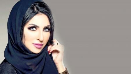 شاهد أول ظهور للفنانة الخليجية زينب العسكري بعد خلعها الحجاب..! (صور)