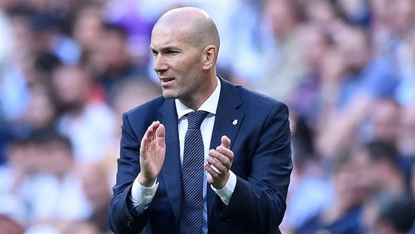 زيدان يفاجئ محمد صلاح في ريال مدريد.. ماذا حدث؟