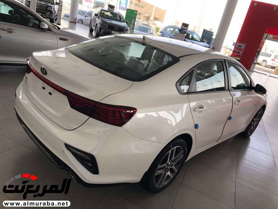 تعرف على مميزات وعيوب كيا سيراتو 2019