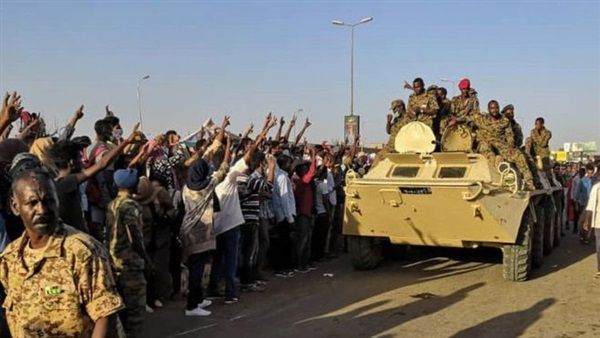 بيان من الجيش السوداني.. وأنباء عن انقلاب داخلي