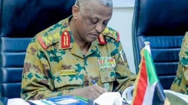 من هو الفريق اول عبدالفتاح البرهان