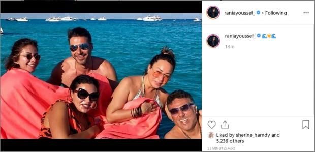 "شلة الصحاب".. رانيا يوسف بصحبة مني زكي وأحمد السعدني على شواطئ الجونة