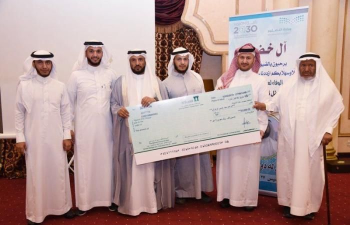 بعد خدمة 22 عامًا.. مدارس شرق جدة تحتفي بـ"الزهراني"