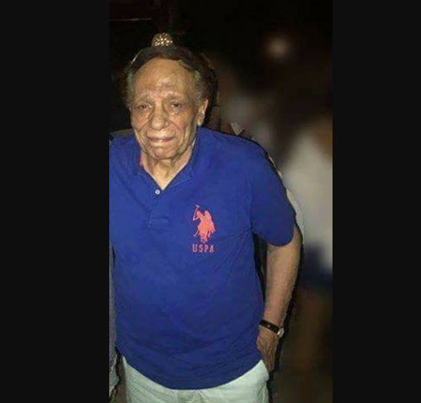عائلة الفنان ‘‘عادل إمام’’ تخرج عن صمتها وتكشف حقيقة وفاته بعد تدهور صحته..ونجله يكتب كلمات أبكت الحجر