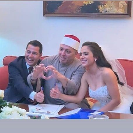شاهد.. علا غانم تحتفل بعقد قران ابنتها
