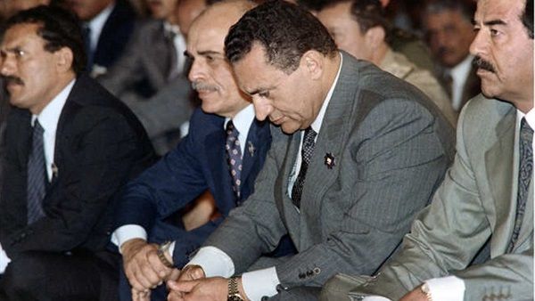 الرئيس مبارك يكشف عما طلبه العاهل الأردني وصدام حسين وخشي أن يثير انزعاج السعودية وما هو مقترح الرئيس صالح الذي رفضه الأول بشدة؟
