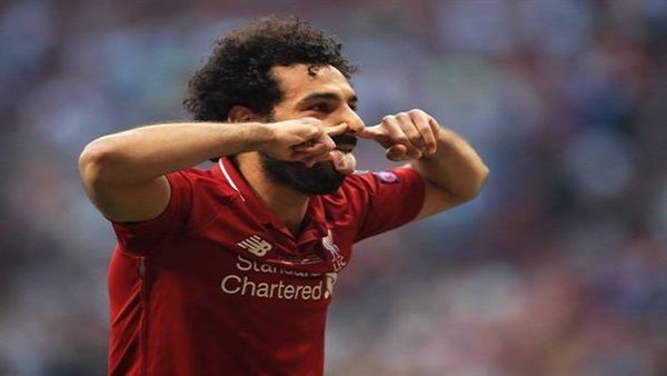 رياضة | مشجعة تقتحم ملعب مباراة نهائي دوري أبطال أوروبا بين توتنهام وليفربول