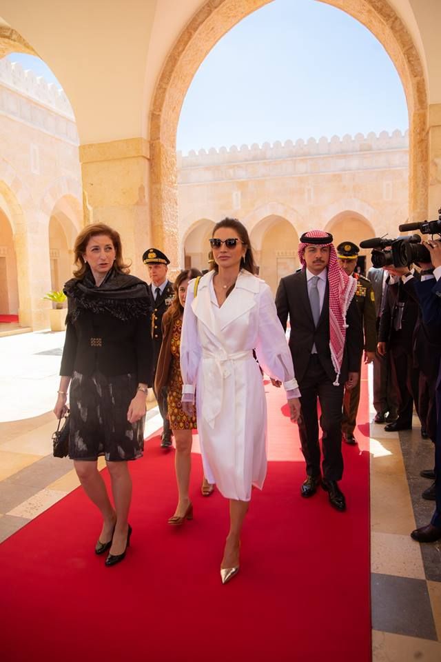أجمل إطلالات الملكة رانيا لهذا الموسم