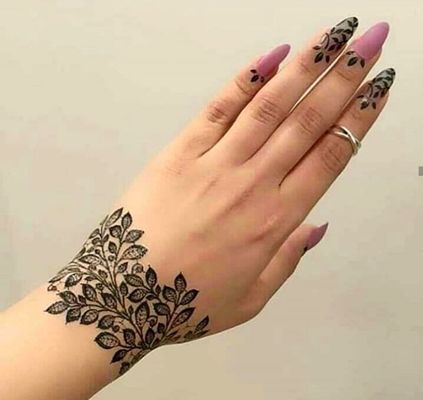 طريقة نقش حناء سهلة وعملية
