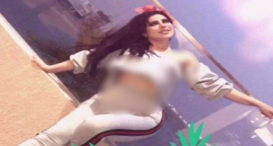 طلالة عارية لـ حليمة بولند تفتح النار عليها من جديد