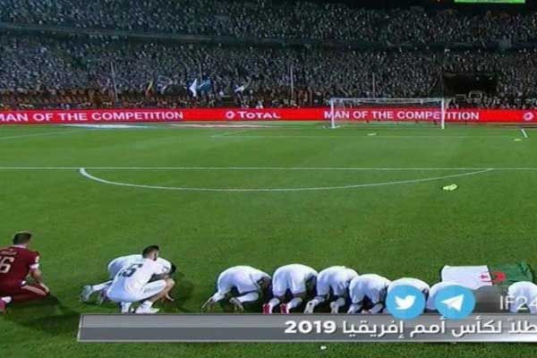 تتويج الجزائر.. آندي ليس محمدًا لكي يسجد!