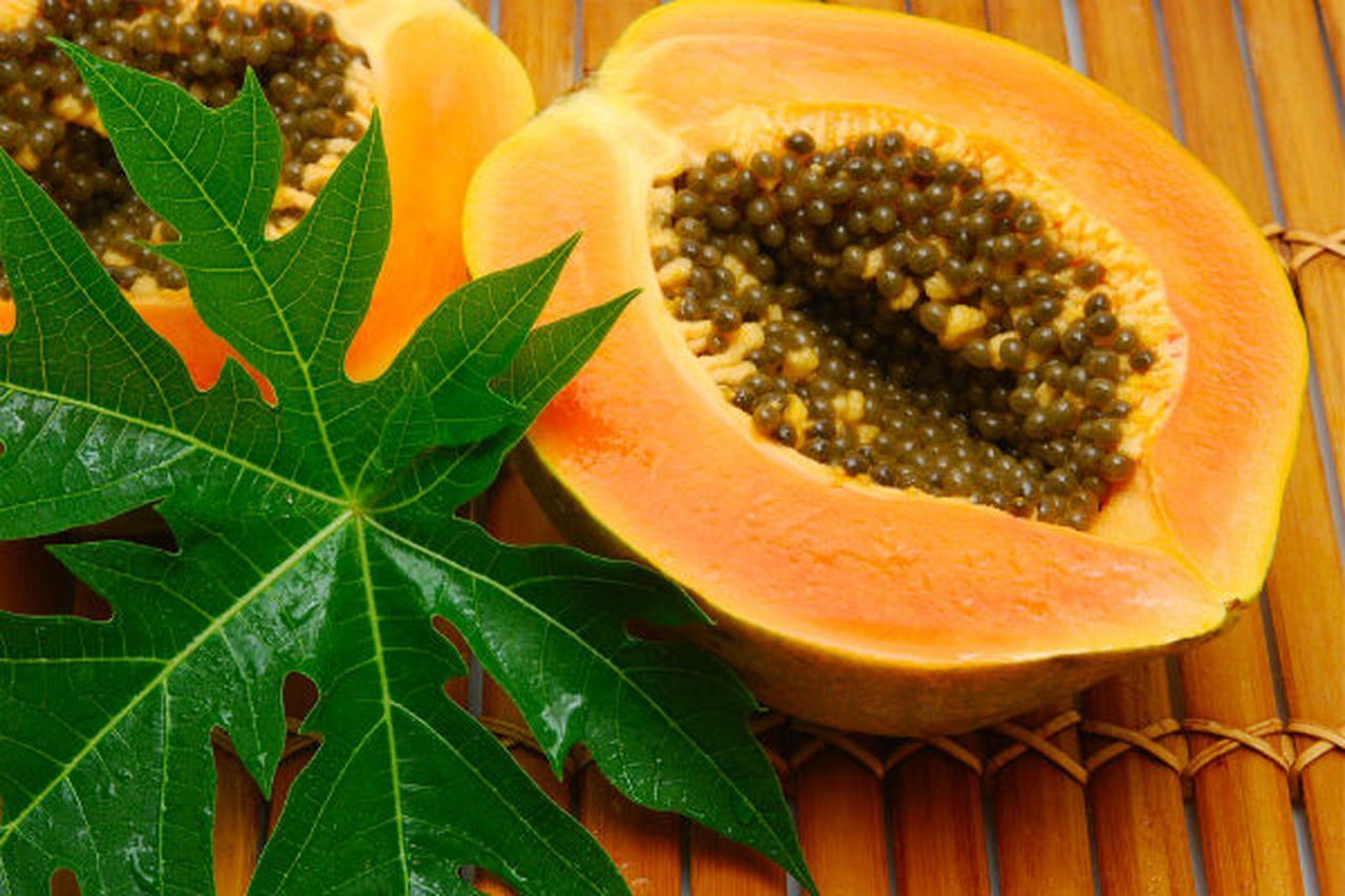 خلطة تبييض الوجه والرقبة سريعة المفعول