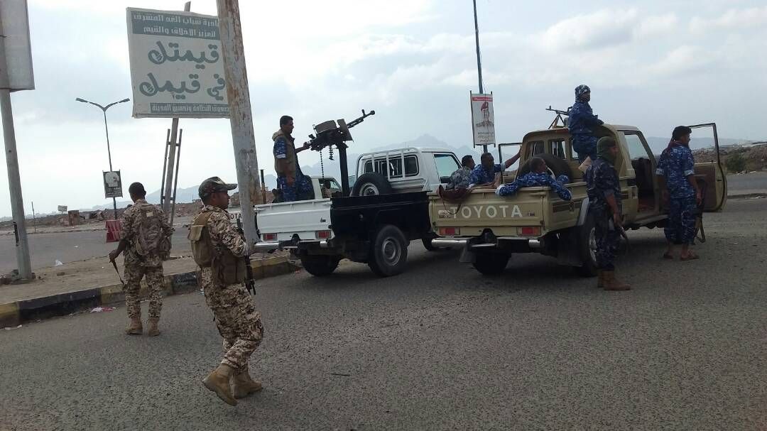الإطاحة بالذراع الأيمن للإمارات في عدن قبل قليل.. شاهد أول (صورة) وهو مضرج بدمائه