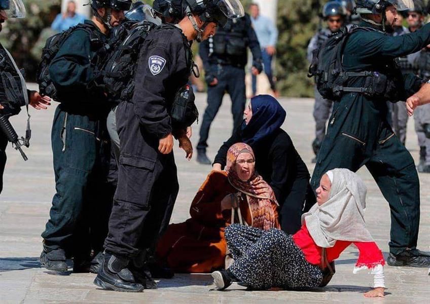 قوات الاحتلال تقتحم المسجد الأقصى وتعتدي على المصلين عقب صلاة عيد الأضحى