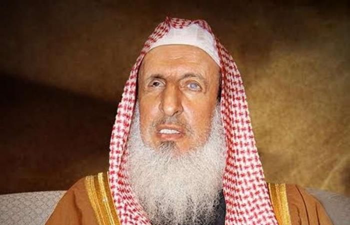 "المفتي" يهيب بـ"التعليم" أن يتقوا الله ويتراجعوا عن السماح بالاختلاط في المراحل المبكرة