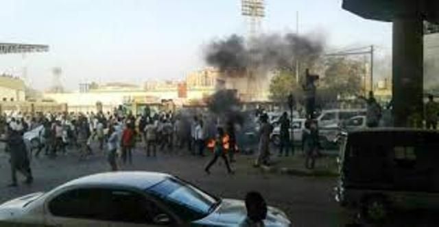 استمرار اشتباكات بورتسودان وحرق مسجد ومقتل إمامه